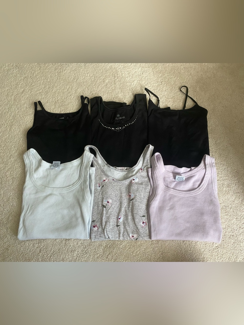 Women’s Tink top bundle of 6